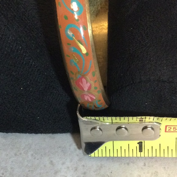 Enamel painted boho gold bangle bracelet - Picture 10 of 10